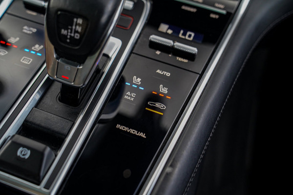 Porsche Panamera Sport Turismo 2.9 4 E-Hybrid | Sport Chrono | Massasge | Panorama | BoseSound | Achteras bsturing | Sport uitlaat