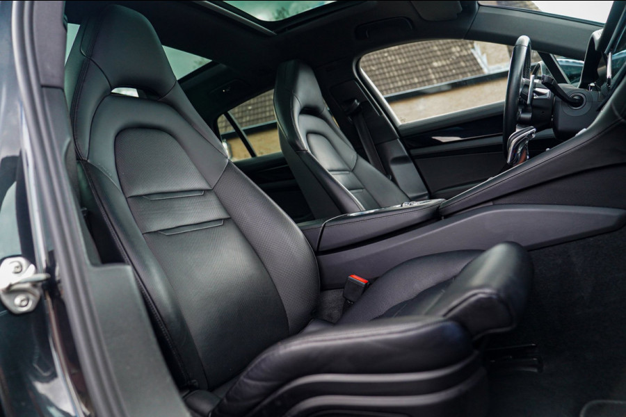 Porsche Panamera Sport Turismo 2.9 4 E-Hybrid | Sport Chrono | Massasge | Panorama | BoseSound | Achteras bsturing | Sport uitlaat