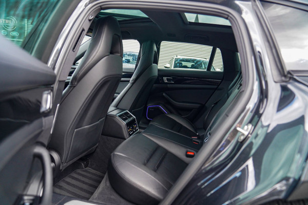 Porsche Panamera Sport Turismo 2.9 4 E-Hybrid | Sport Chrono | Massasge | Panorama | BoseSound | Achteras bsturing | Sport uitlaat