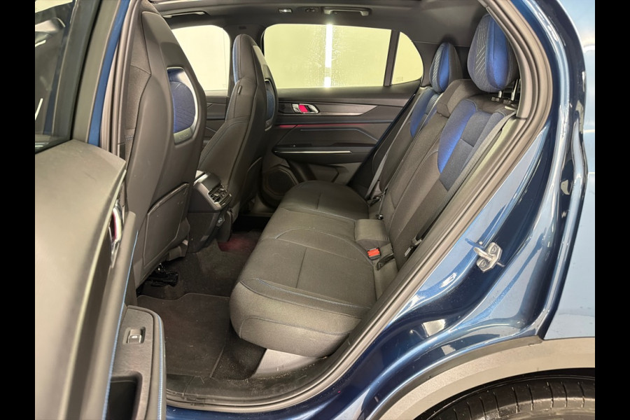 Lynk & Co 01 1.5 PHEV 360° Adapt.Cruise Stoelverw. Zwarte Hemel