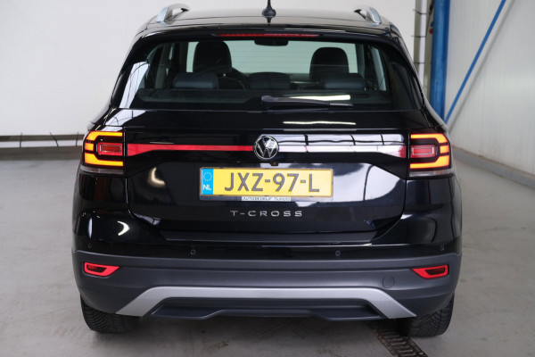 Volkswagen T-Cross 1.0 TSI Style Automaat - Airco, Cruise, Navi, PDC, Camera Carplay, Stoelverwarming.