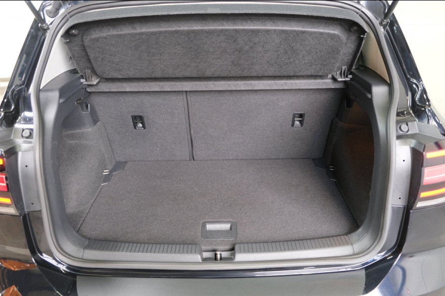 Volkswagen T-Cross 1.0 TSI Style Automaat - Airco, Cruise, Navi, PDC, Camera Carplay, Stoelverwarming.