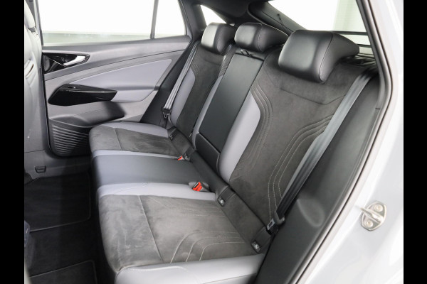 Volkswagen ID.5 Pro Business 77 kWh accu, 210 kW / 286 pk SUV Elek | 360 Camera | Led matrix | Navigatie | Elektrische Achterklep | Panoramdak | Stoelverwarming |