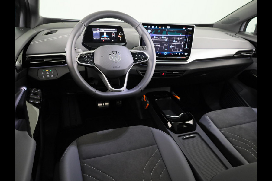 Volkswagen ID.5 Pro Business 77 kWh accu, 210 kW / 286 pk SUV Elek | 360 Camera | Led matrix | Navigatie | Elektrische Achterklep | Panoramdak | Stoelverwarming |