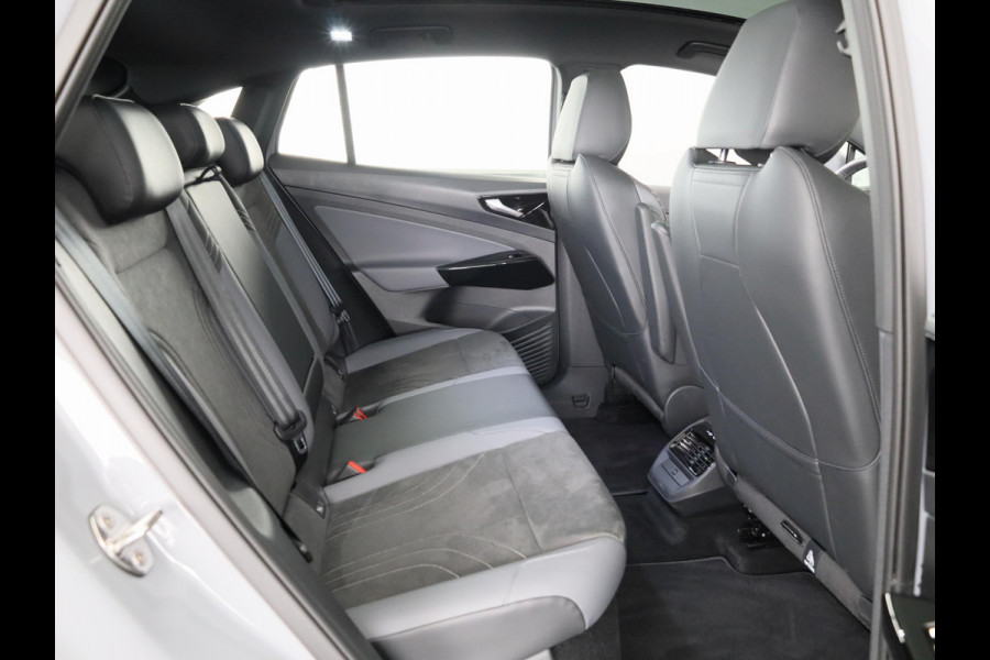 Volkswagen ID.5 Pro Business 77 kWh accu, 210 kW / 286 pk SUV Elek | 360 Camera | Led matrix | Navigatie | Elektrische Achterklep | Panoramdak | Stoelverwarming |