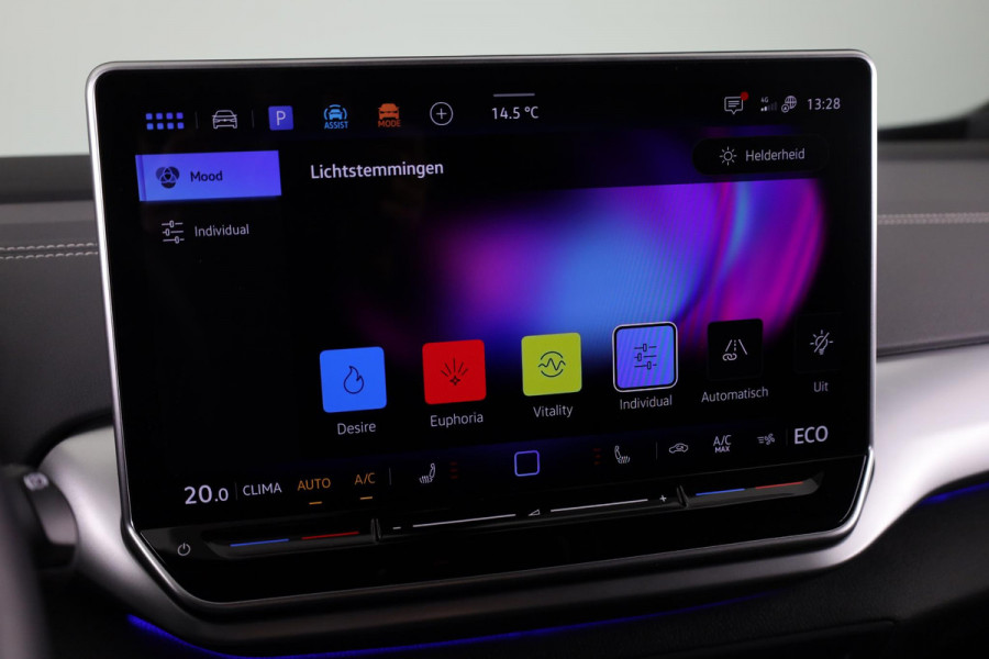 Volkswagen ID.4 Pro Business 77 kWh | Achteruitrijcamera | Led matrix | Navigatie | Elektrische Achterklep |