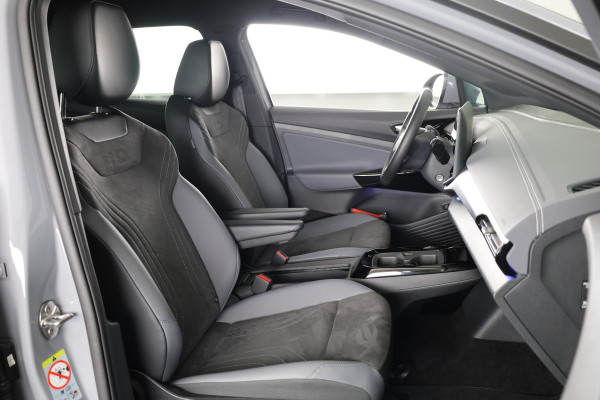 Volkswagen ID.4 Pro Business 77 kWh | Achteruitrijcamera | Led matrix | Navigatie | Elektrische Achterklep |