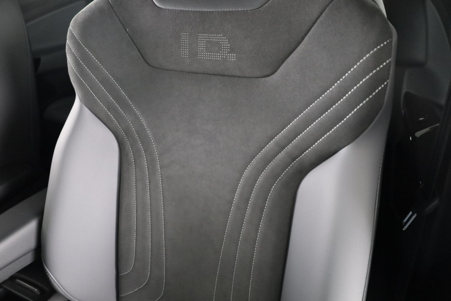 Volkswagen ID.4 Pro Business 77 kWh | Achteruitrijcamera | Led matrix | Navigatie | Elektrische Achterklep |