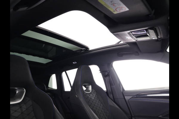 Volkswagen Tiguan 1.5 eHybrid R-Line Edition 204 PK PHEV | Panorama dak | Comfort pakket | Navigatie | Parkeer camera |