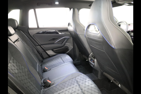 Volkswagen Tiguan 1.5 eHybrid R-Line Edition 204 PK PHEV | Panorama dak | Comfort pakket | Navigatie | Parkeer camera |