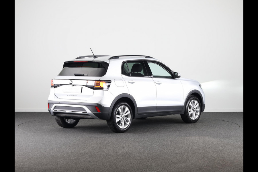 Volkswagen T-Cross 1.0 TSI Life Edition 95PK | Private lease vanaf € 559,- pm | Navigatie | Camera | Stoelverwarming | Climate Control |