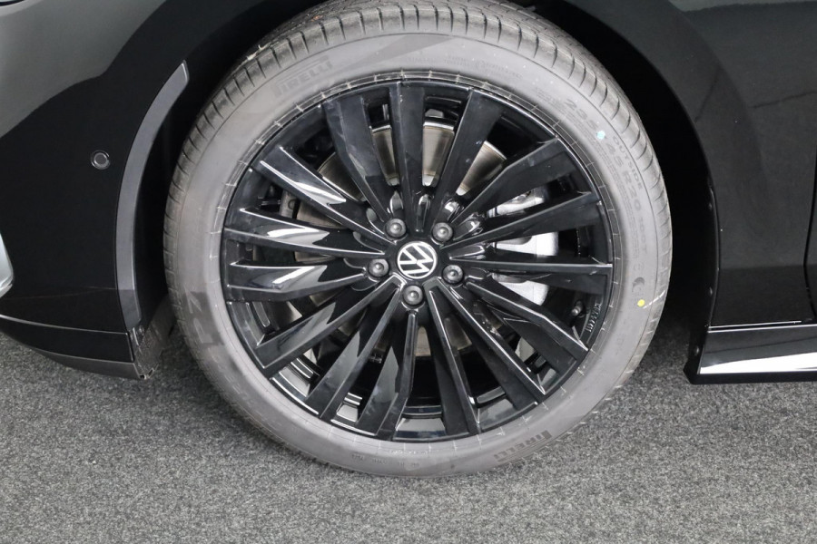 Volkswagen ID.7 Tourer Pro Limited Edition 77 kWh | Panoramadak | Head-Up Display | 360 Camera | Stoelverwarming |