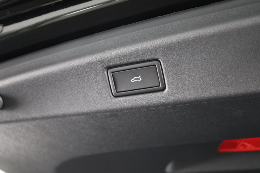 Volkswagen ID.7 Tourer Pro Limited Edition 77 kWh | Panoramadak | Head-Up Display | 360 Camera | Stoelverwarming |