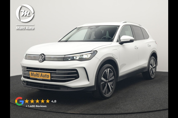 Volkswagen Tiguan 1.5 eHybrid Elegance PHEV 272pk Dealer O.H. | Trekhaak Af Fabriek | Adaptive Cruise | 360 Camera | Alcantara Sportstoelen Massage & Verwarmd | IQ Light | Stuur Verwarmd | Sfeerverlichting | Keyless | Blis | Virtual | Plug In Hybrid |