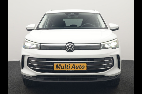 Volkswagen Tiguan 1.5 eHybrid Elegance PHEV 272pk Dealer O.H. | Trekhaak Af Fabriek | Adaptive Cruise | 360 Camera | Alcantara Sportstoelen Massage & Verwarmd | IQ Light | Stuur Verwarmd | Sfeerverlichting | Keyless | Blis | Virtual | Plug In Hybrid |