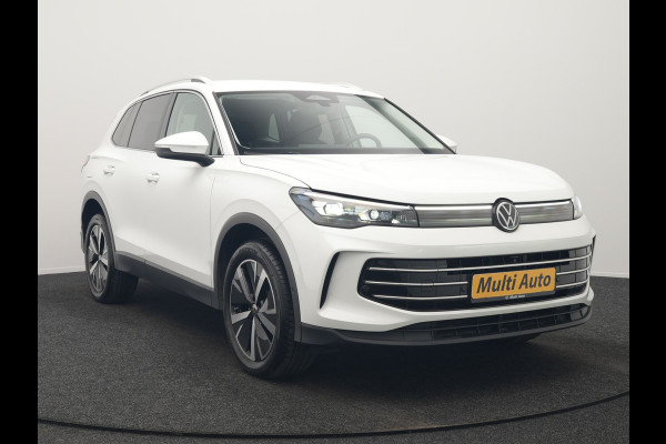 Volkswagen Tiguan 1.5 eHybrid Elegance PHEV 272pk Dealer O.H. | Trekhaak Af Fabriek | Adaptive Cruise | 360 Camera | Alcantara Sportstoelen Massage & Verwarmd | IQ Light | Stuur Verwarmd | Sfeerverlichting | Keyless | Blis | Virtual | Plug In Hybrid |