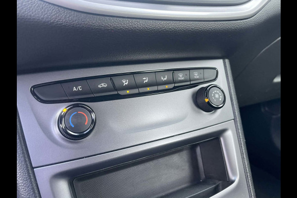 Opel Astra Sports Tourer 1.2 Business Edition