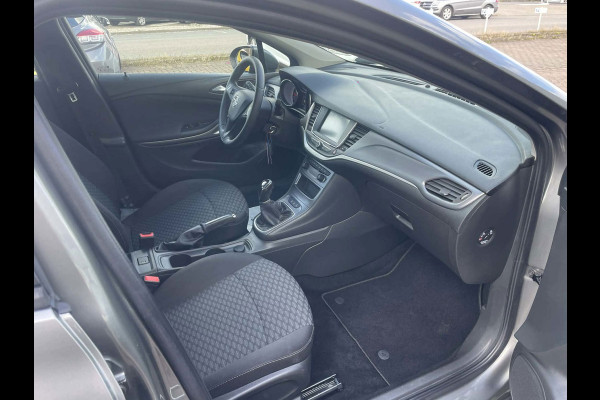 Opel Astra Sports Tourer 1.2 Business Edition