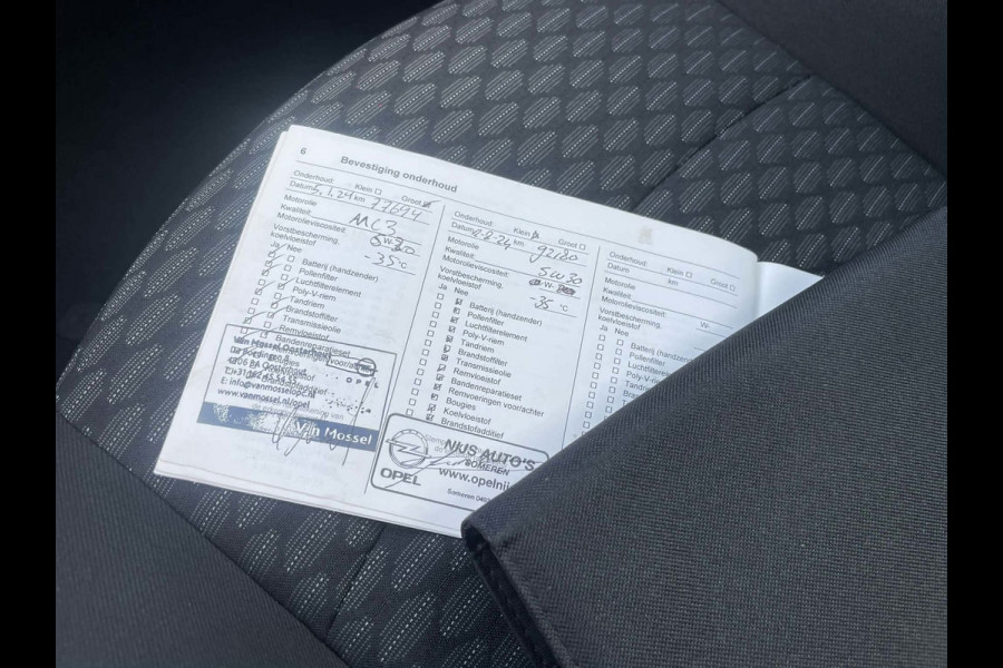 Opel Astra Sports Tourer 1.2 Business Edition