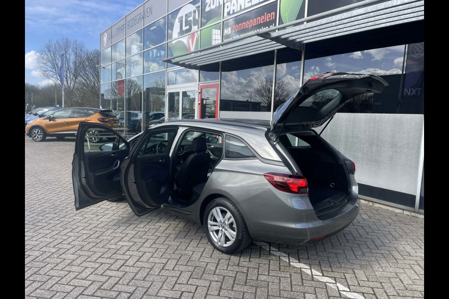 Opel Astra Sports Tourer 1.2 Business Edition