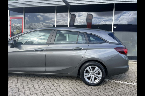 Opel Astra Sports Tourer 1.2 Business Edition
