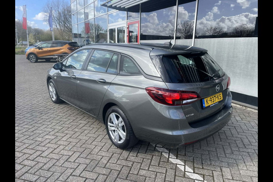 Opel Astra Sports Tourer 1.2 Business Edition