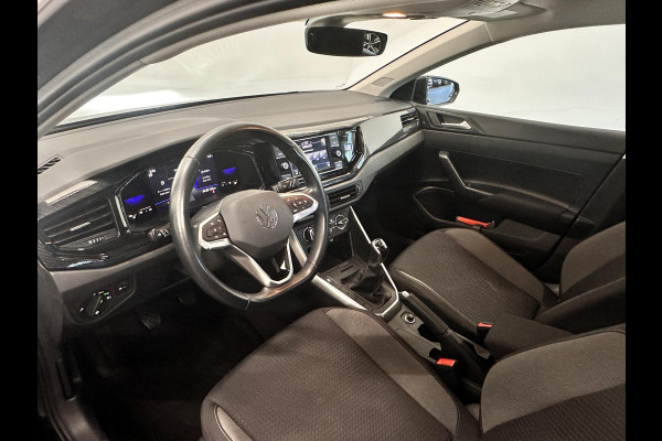 Volkswagen Polo 1.0 TSI Life Navigatie Apple Carplay/Android Auto Cruise Control Virual Cokpit Full Led Lichtmetalen velgen Airco