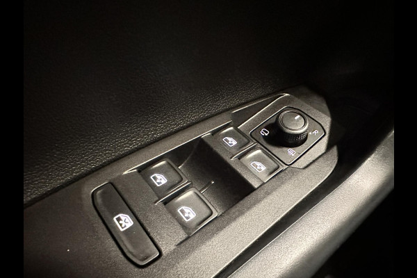 Volkswagen Polo 1.0 TSI Life Navigatie Apple Carplay/Android Auto Cruise Control Virual Cokpit Full Led Lichtmetalen velgen Airco