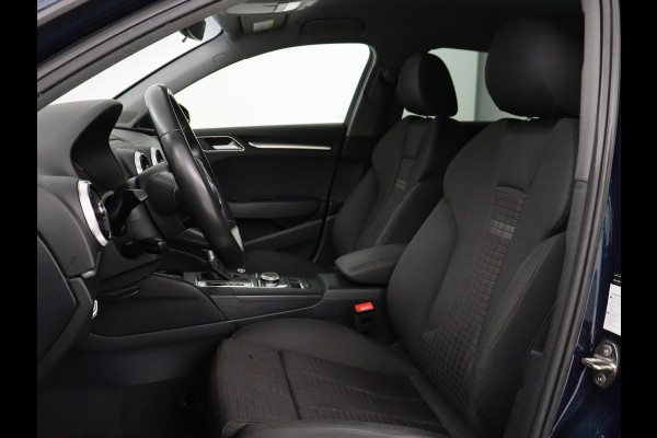 Audi A3 30 TFSI Sport | Sportstoelen | Full LED | Navigatie | Parkeerhulp | Climate control | Bluetooth | 17'' | Cruise control