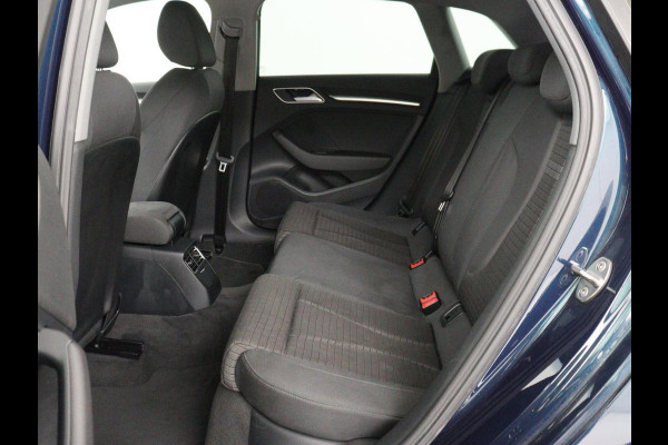 Audi A3 30 TFSI Sport | Sportstoelen | Full LED | Navigatie | Parkeerhulp | Climate control | Bluetooth | 17'' | Cruise control