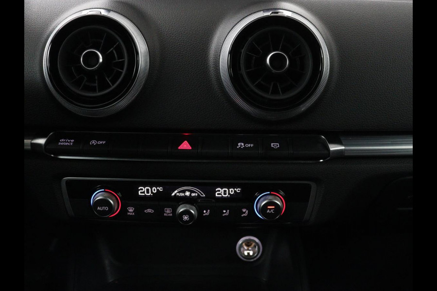 Audi A3 30 TFSI Sport | Sportstoelen | Full LED | Navigatie | Parkeerhulp | Climate control | Bluetooth | 17'' | Cruise control