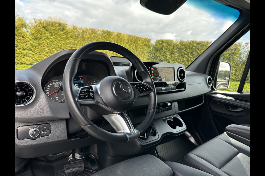 Mercedes-Benz Sprinter 317 CDI 9G-TRONIC RWD / L2H2 / FACELIFT / TREKHAAK 3.5T / CAMERA / BLINDSPOT / DISTRONIC / ADAPTIVE CRUISE / ECC / STOELVERW....