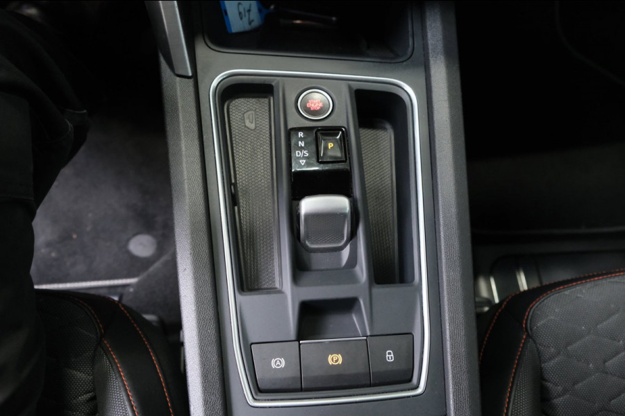 Seat Leon Sportstourer 1.5 eTSI FR Business Intense Automaat - N.A.P. Airco, Cruise, Virtual Display, Camera, PDC.