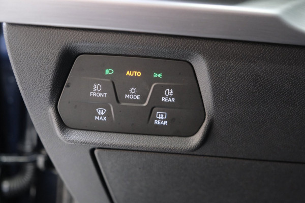 Seat Leon Sportstourer 1.5 eTSI FR Business Intense Automaat - N.A.P. Airco, Cruise, Virtual Display, Camera, PDC.