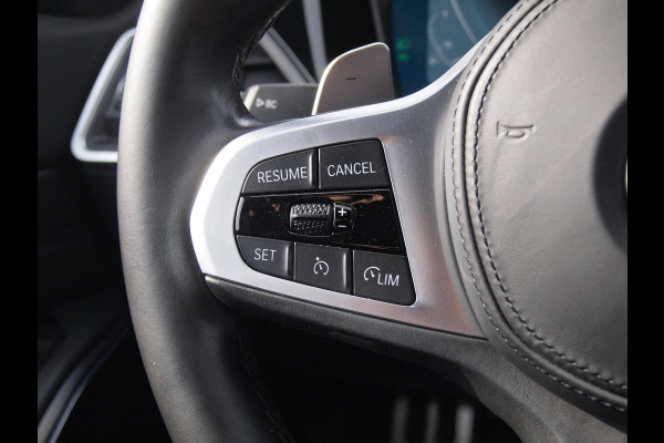 BMW 3 Serie Touring 318i Business Edition | M-pakket | Sfeerverlichting | Automaat | Apple Carplay | NL-Auto |