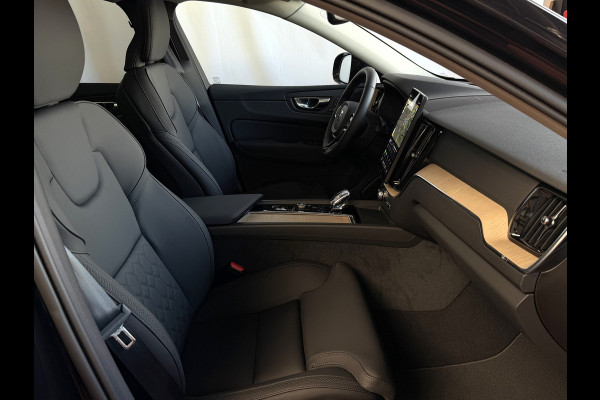 Volvo XC60 2.0 T6 AWD ULTRA DARK NW MODEL ELEK.TREKHAAK HARMAN KARDON HEADUP 360.CAM LEER SCHUIFDAK PHEV Plug in Hybrid ✅ Top Auto's Wijchen ,  Altijd een Ruim aanbod van Volvo's i  BUSINESS / CORE / BRIGHT / DARK / ULTRA DARK / PLUS DARK / BLACK EDITION  / ESSENTIAL / T6 / T8 ✅