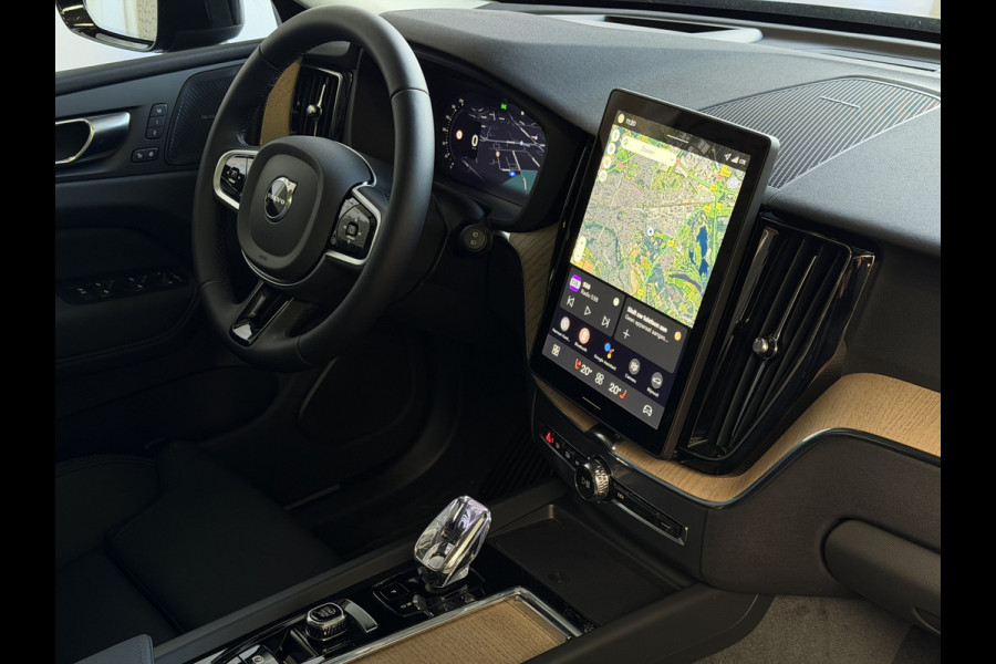Volvo XC60 2.0 T6 AWD ULTRA DARK NW MODEL ELEK.TREKHAAK HARMAN KARDON HEADUP 360.CAM LEER SCHUIFDAK PHEV Plug in Hybrid ✅ Top Auto's Wijchen ,  Altijd een Ruim aanbod van Volvo's i  BUSINESS / CORE / BRIGHT / DARK / ULTRA DARK / PLUS DARK / BLACK EDITION  / ESSENTIAL / T6 / T8 ✅