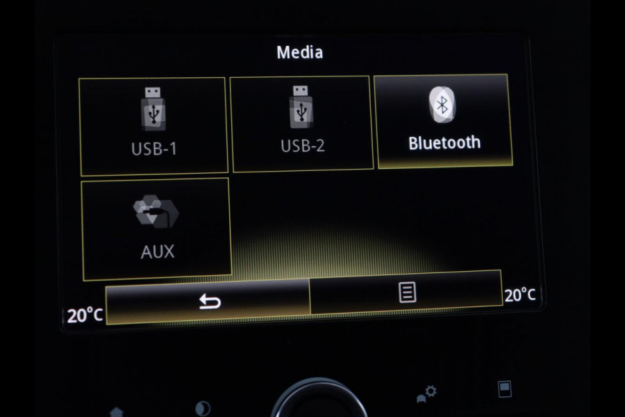 Renault Mégane 1.2 TCe Limited | Trekhaak | Carplay | Navigatie | Keyless | Climate control | DAB | Parkeerhulp | Cruise control | Bluetooth | Getint glas