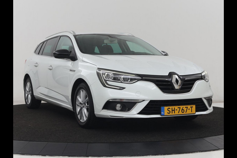 Renault Mégane 1.2 TCe Limited | Trekhaak | Carplay | Navigatie | Keyless | Climate control | DAB | Parkeerhulp | Cruise control | Bluetooth | Getint glas