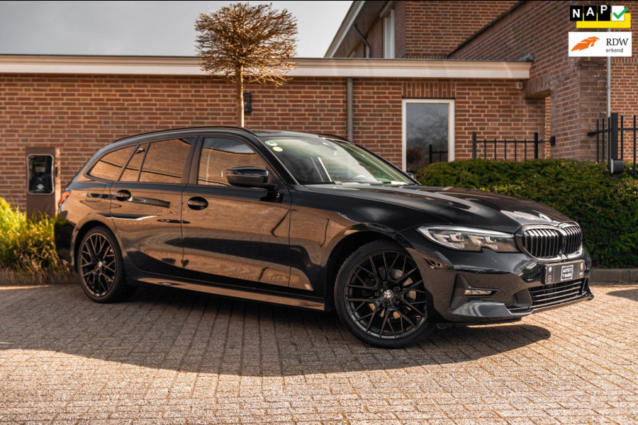 BMW 3 Serie Touring 320d Executive Edition Trekhaak