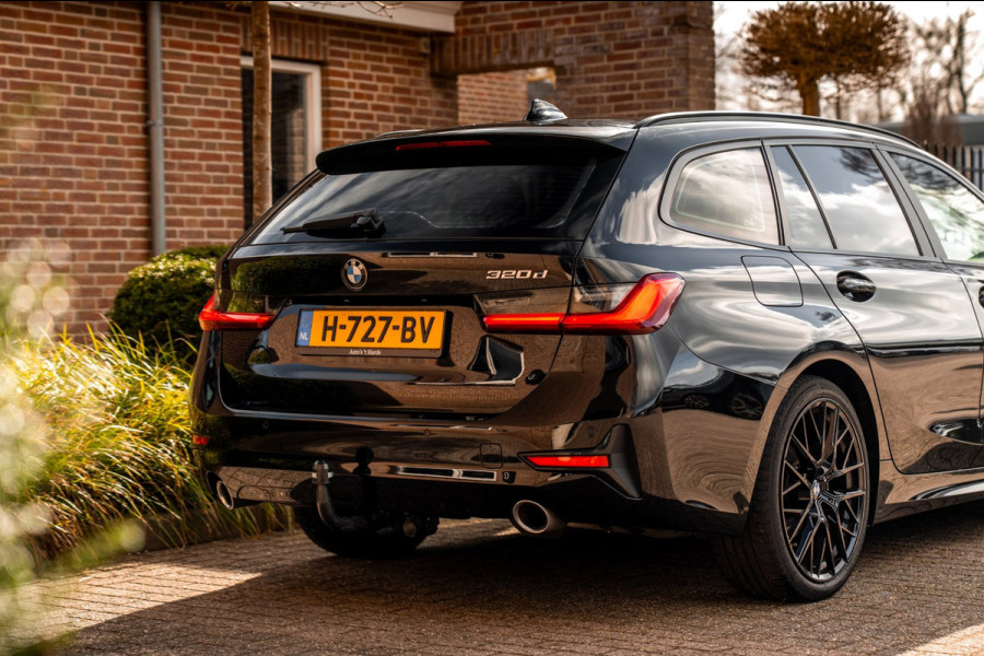 BMW 3 Serie Touring 320d Executive Edition Trekhaak