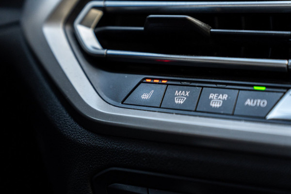 BMW 3 Serie Touring 320d Executive Edition Trekhaak