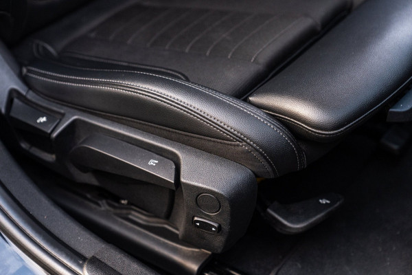 BMW 3 Serie Touring 320d Executive Edition Trekhaak