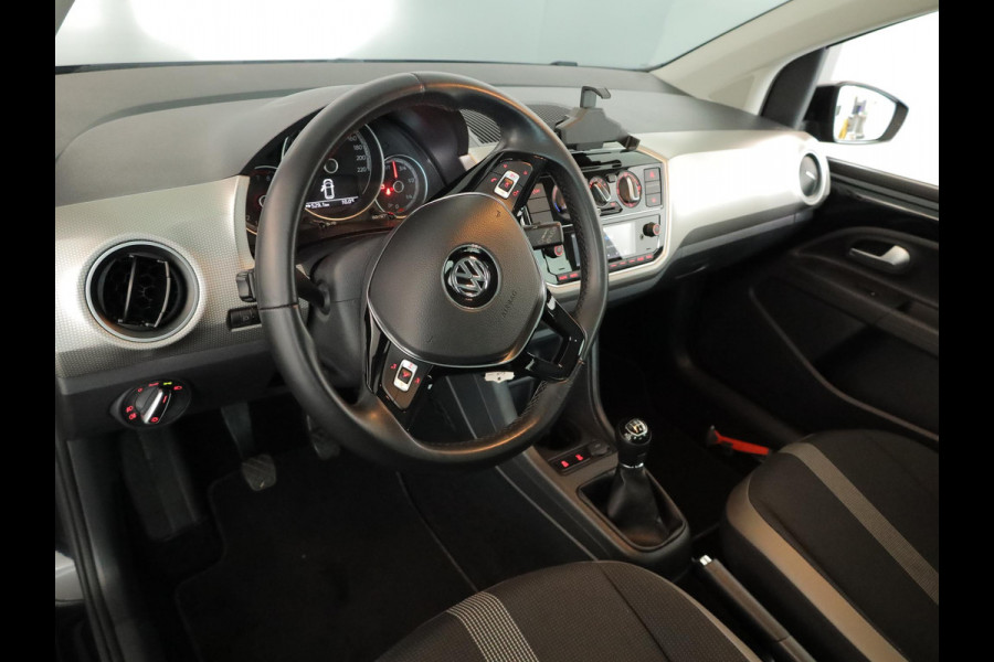 Volkswagen up! 1.0 BMT high up! 60pk| airco | Parksensors| 15' LM-velgen| navi via telefoon