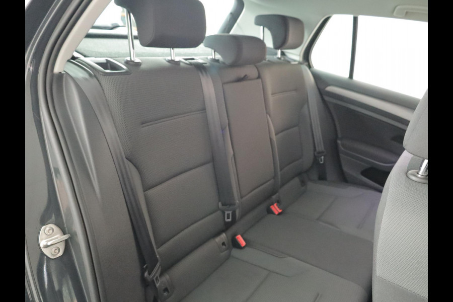 Volkswagen e-Golf E-DITION 136 pk | SOH 94%| Navigatie | Parkeersensoren | Adaptieve cruise control | LED koplampen |Apple Carplay/Android Auto |