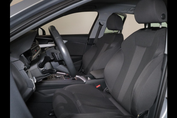 Audi A4 Avant 35 TFSI Sport Lease Edition 150pk | Navigatie | 17 inch Lichtmetalen velgen | Climatronic |   Sportstoelen | Parkeersensoren achter