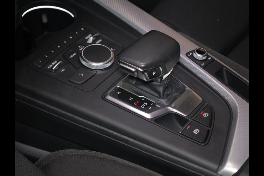 Audi A4 Avant 35 TFSI Sport Lease Edition 150pk | Navigatie | 17 inch Lichtmetalen velgen | Climatronic |   Sportstoelen | Parkeersensoren achter