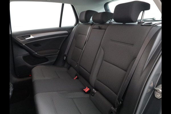 Volkswagen Golf 1.0 TSI Comfortline 115 pk | Navigatie | Parkeersensoren | Adaptieve cruise control | Apple Carplay/Android Auto |