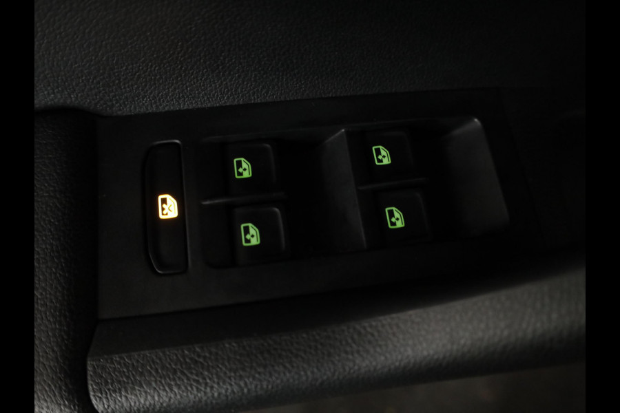 Škoda Octavia Combi 1.0 TSI Greentech Ambition Business 115pk 6bak| trekhaak| navigatie| LM-velgen| Parksensors achter