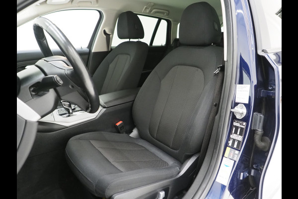 BMW 3 Serie Touring 320e Shadow Line | Trekhaak | Adaptive Cruise | Memory | Stoelverwarming | PDC | Dodehoek | Carplay